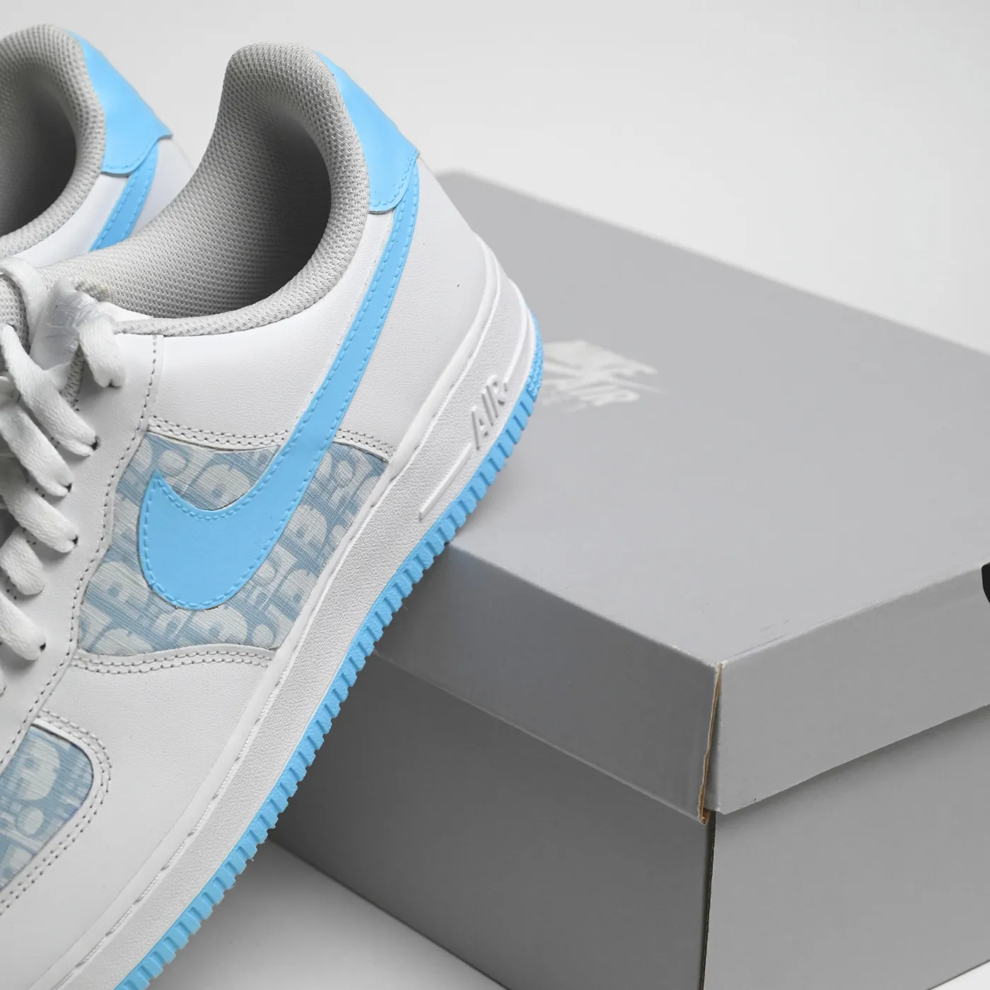 Baby Blue Dior Air Force 1