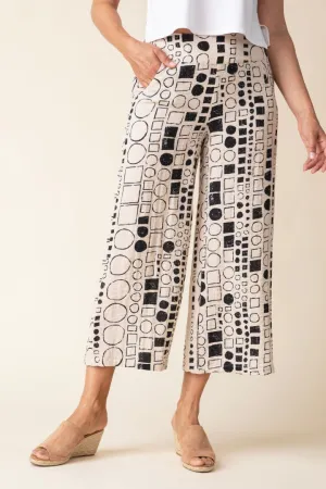 Express Travel Circle Crop Pant