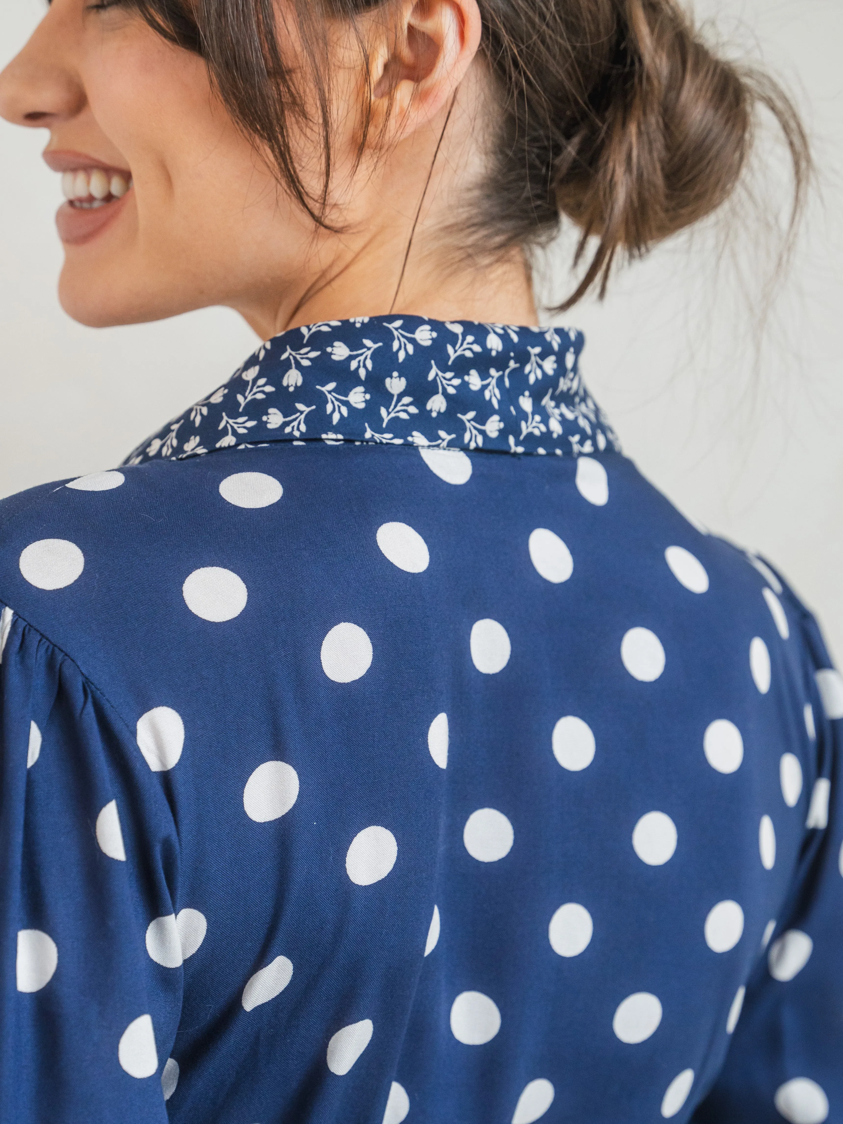 'IT'S A WRAP' DRESS IN NAVY POLKA DOT (EcoVero)