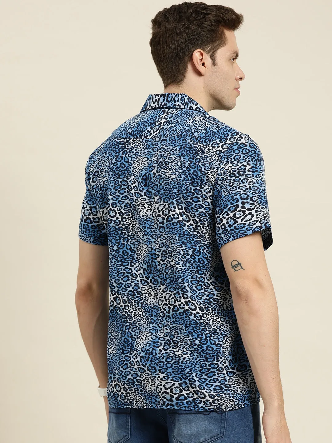 Men Blue-Black Prints Viscose Rayon Relaxed Fit Casual Resort Shirt