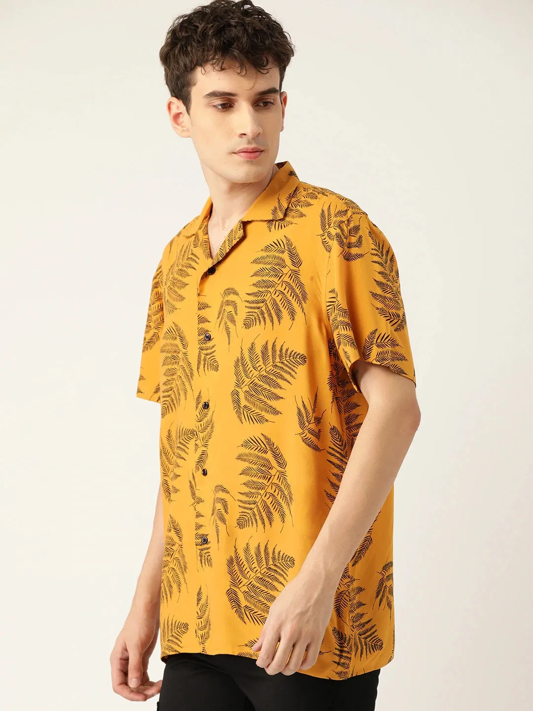 Men Mustard Printed Pure Cotton Relaxed Fit Casual Resort Shirt