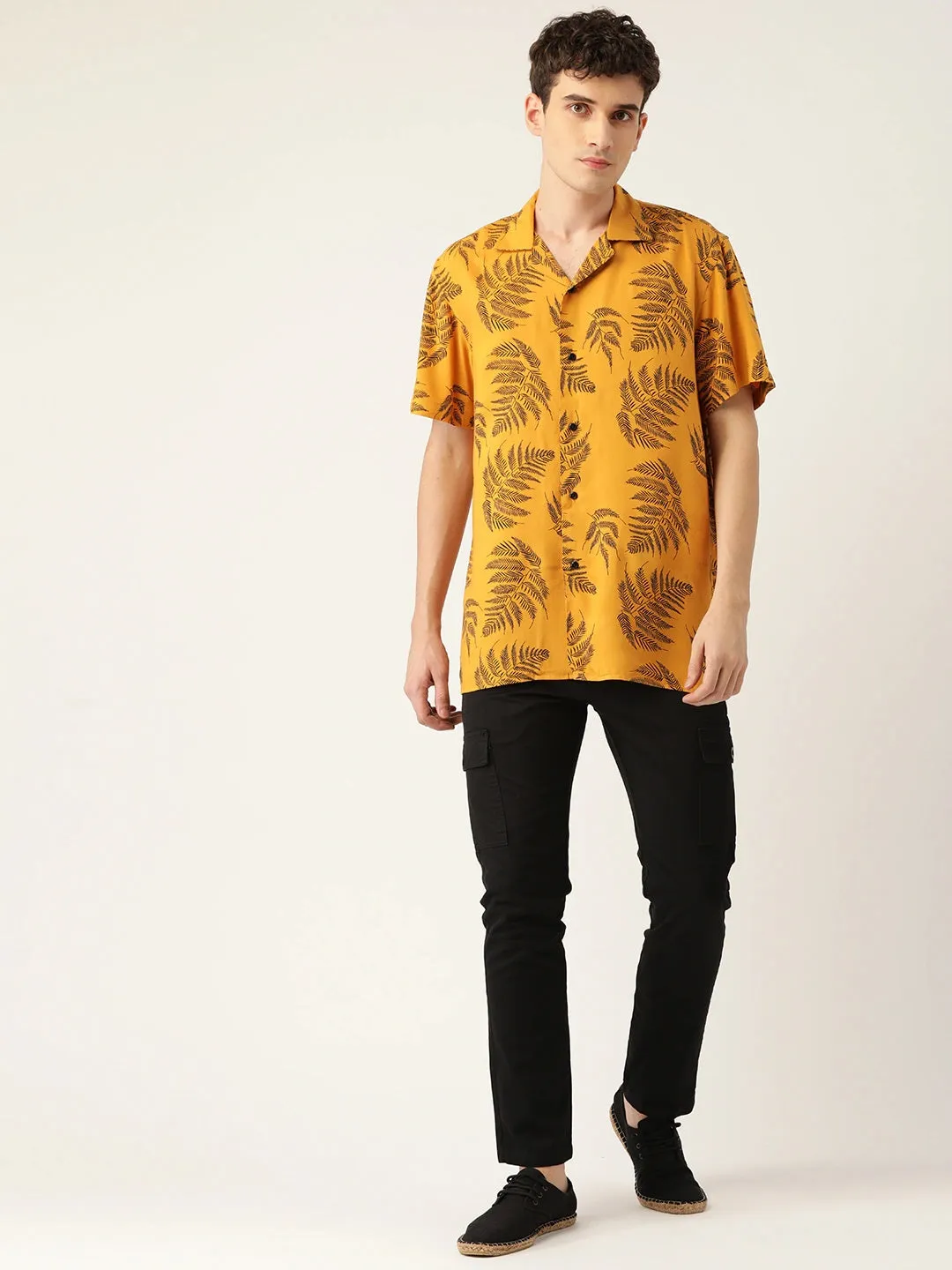 Men Mustard Printed Pure Cotton Relaxed Fit Casual Resort Shirt