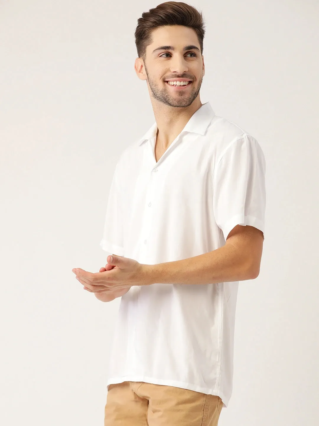 Men White Solid Viscose Rayon Relaxed Fit Casual Resort Shirt