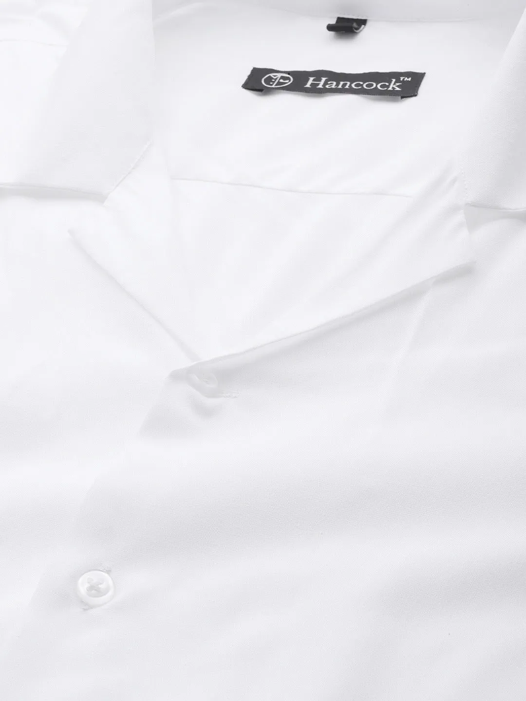 Men White Solid Viscose Rayon Relaxed Fit Casual Resort Shirt