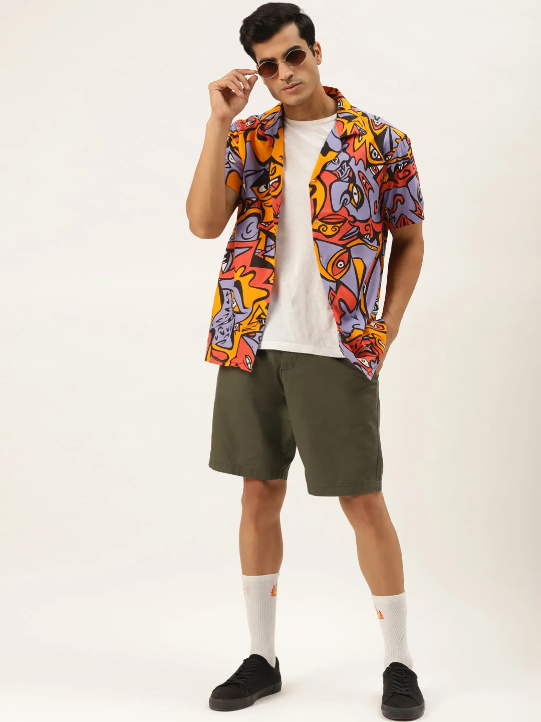 Men Yellow & Multi Printed Viscose Rayon Relaxed Fit Casual Resort Shirt
