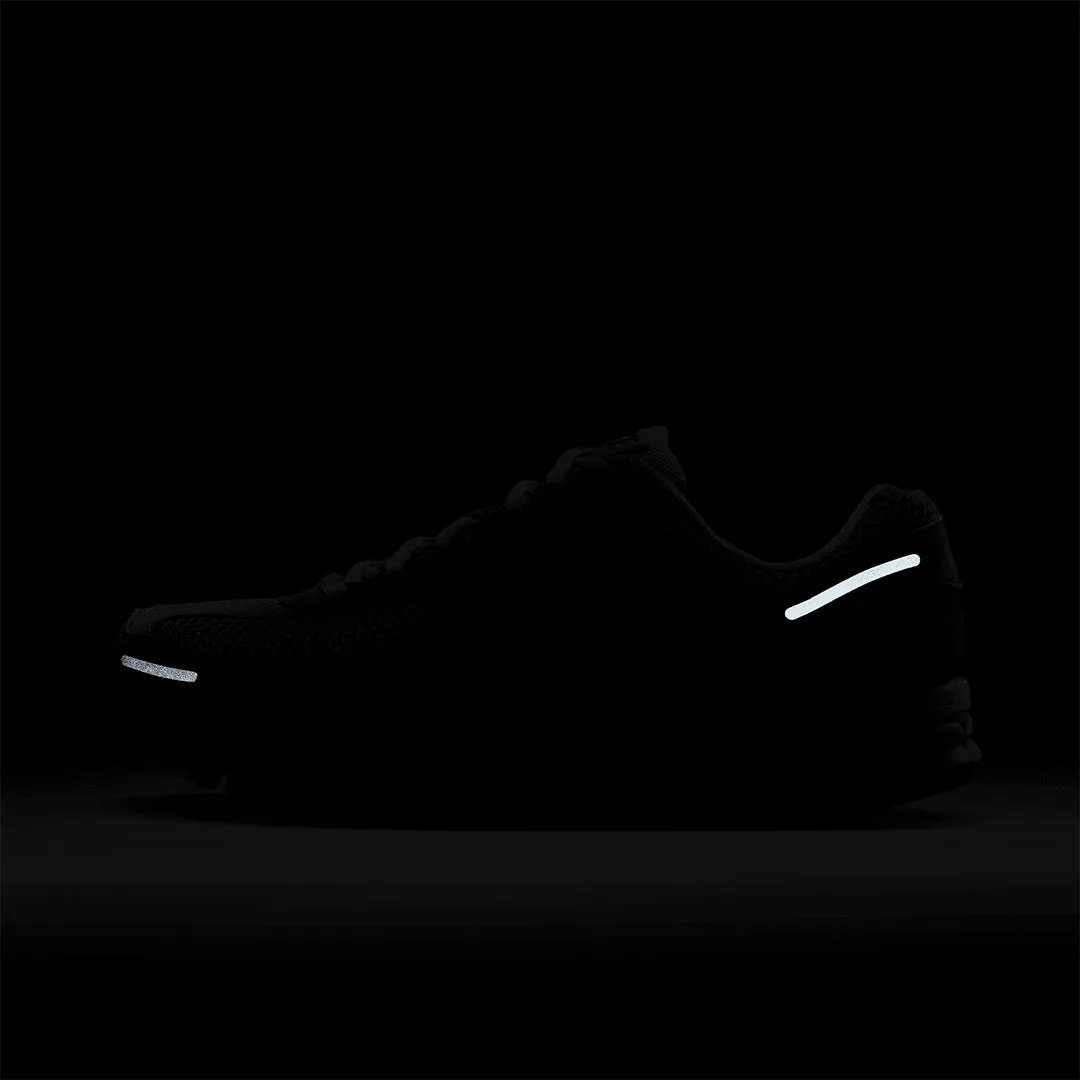 Nike | WMN'S ZOOM VOMERO 5  { COBBLESTONE/LIGHT BONE-LIGHT BONE