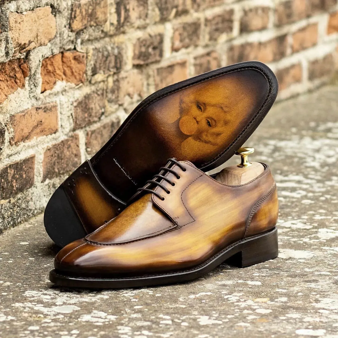 Rubis Derby Split Toe Patina Shoes